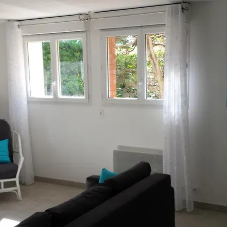 Bas De T3 55m2 Piscine * Six-Fours-les-Plages