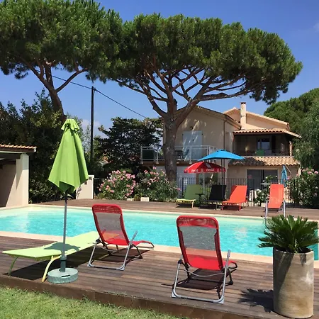 Bas De T3 55m2 Piscine Apartment *